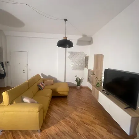 Urban Chic In Niguarda- 10 Minutes To Mm3 Apartment *