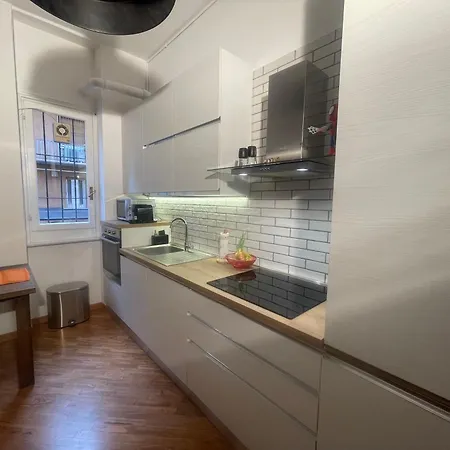 Urban Chic In Niguarda- 10 Minutes To Mm3 Apartment